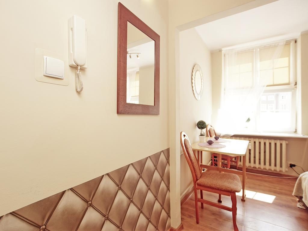 Apartament Kameralny Przy Ul. Piwnej Гданск Екстериор снимка