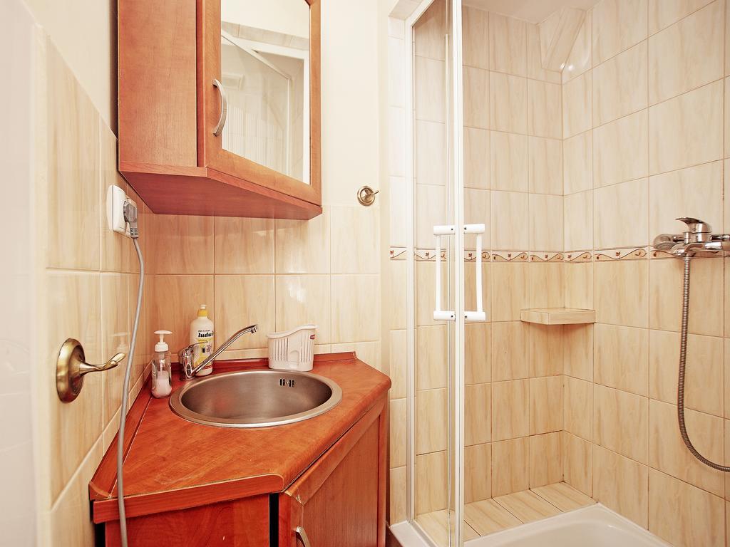 Apartament Kameralny Przy Ul. Piwnej Гданск Екстериор снимка